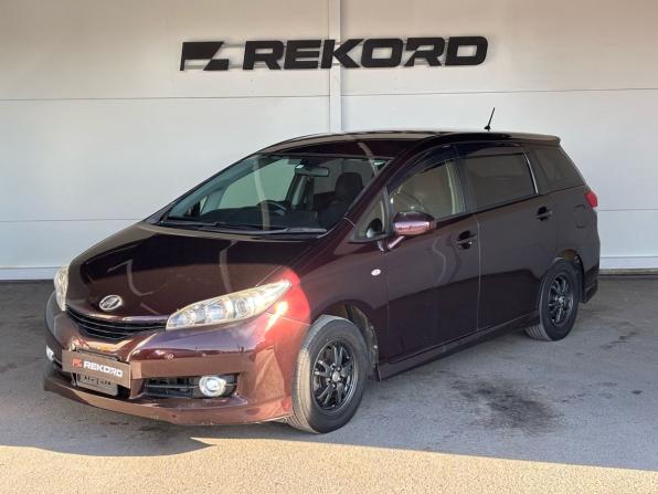 Toyota Wish II Рестайлинг с пробегом 2012 года, цена 1 449 000 рублей, 108786 км, минивэн, Автокод Объявления