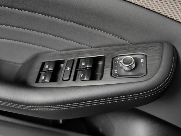 Haval F7 I Рестайлинг с пробегом 2023 года, цена 2 025 000 рублей, 20158 км, внедорожник, Автокод Объявления