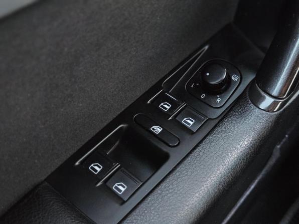 Volkswagen Passat B7 с пробегом 2013 года, цена 980 000 рублей, 175000 км, седан, Автокод Объявления