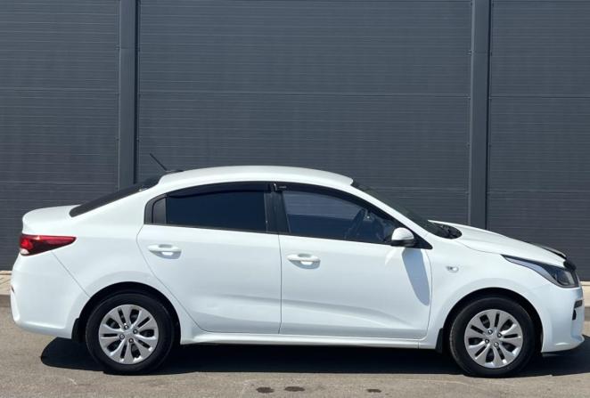 Kia Rio IV с пробегом 2017 года, цена 1 280 000 рублей, 98808 км, седан, Автокод Объявления