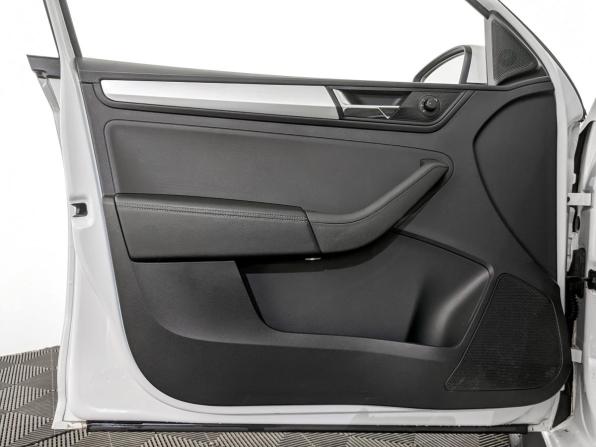 Skoda Rapid II с пробегом 2021 года, цена 1 650 000 рублей, 107109 км, лифтбек, Автокод Объявления