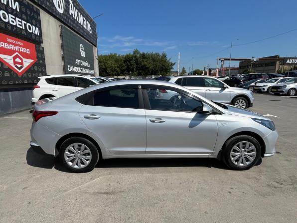 Hyundai Solaris II с пробегом 2020 года, цена 1 400 000 рублей, 164000 км, седан, Автокод Объявления