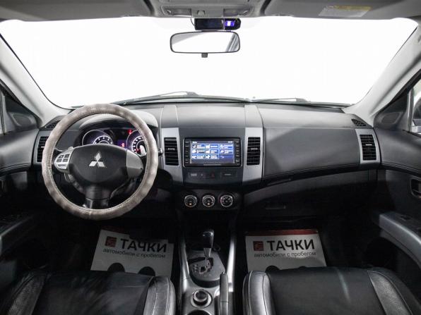 Mitsubishi Outlander II Рестайлинг с пробегом 2011 года, цена 1 210 000 рублей, 213906 км, внедорожник, Автокод Объявления