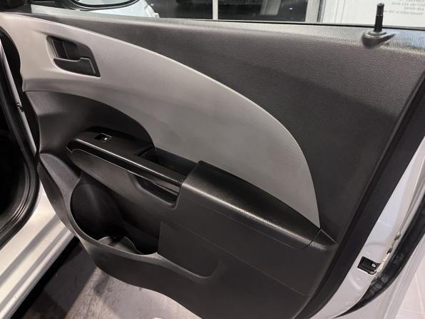 Chevrolet Aveo II с пробегом 2014 года, цена 596 000 рублей, 134718 км, седан, Автокод Объявления