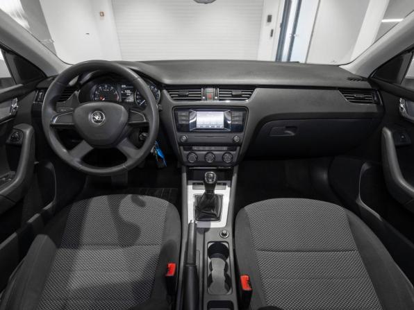 Skoda Octavia III (A7) с пробегом 2014 года, цена 960 000 рублей, 230000 км, лифтбек, Автокод Объявления