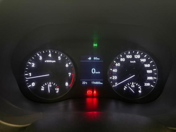 Hyundai Solaris II с пробегом 2017 года, цена 1 175 000 рублей, 176000 км, седан, Автокод Объявления