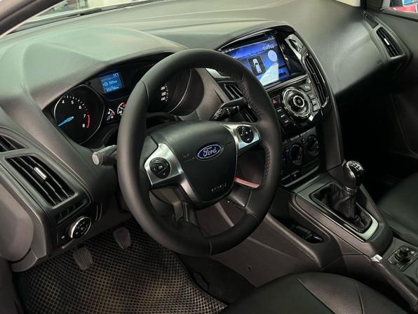 Ford Focus III с пробегом 2013 года, цена 699 000 рублей, 251797 км, хэтчбек, Автокод Объявления