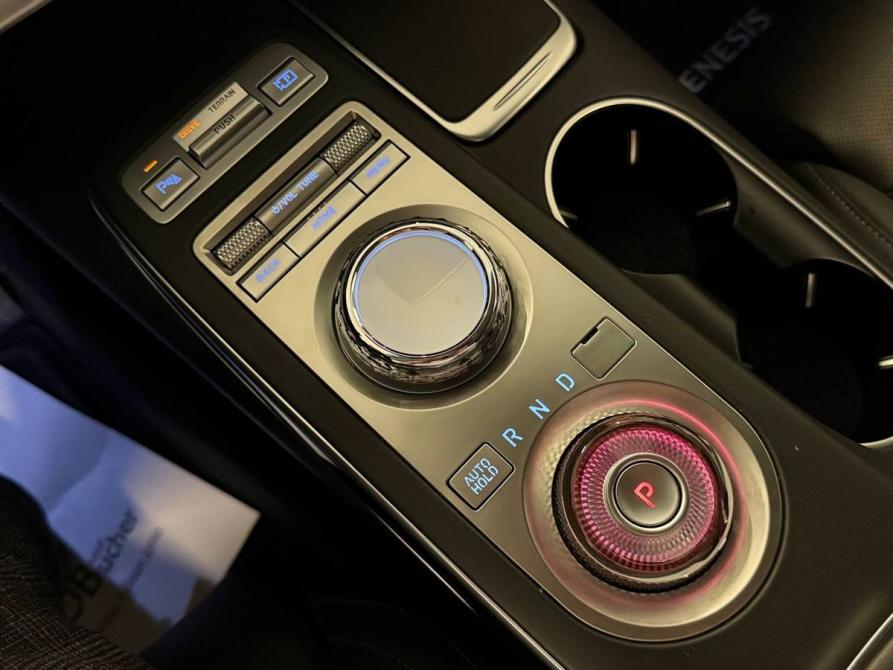 Genesis GV70 I Москва  - изображение 17