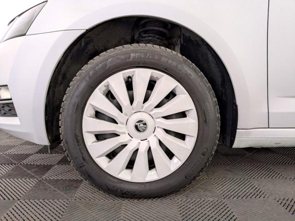 Skoda Octavia III (A7) Рестайлинг с пробегом 2020 года, цена 1 900 000 рублей, 73870 км, лифтбек, Автокод Объявления