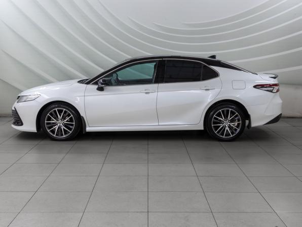 Toyota Camry VIII (XV70) Рестайлинг с пробегом 2021 года, цена 2 998 000 рублей, 72821 км, седан, Автокод Объявления