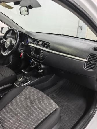 Kia Rio IV с пробегом 2018 года, цена 1 040 000 рублей, 107429 км, седан, Автокод Объявления