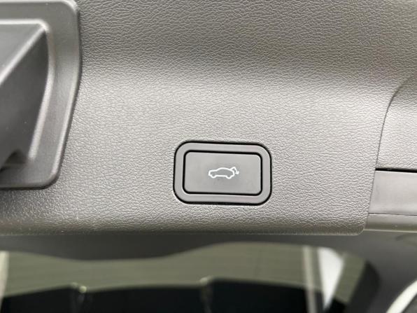 Geely Atlas Pro с пробегом 2024 года, цена 2 247 000 рублей, 9596 км, внедорожник, Автокод Объявления