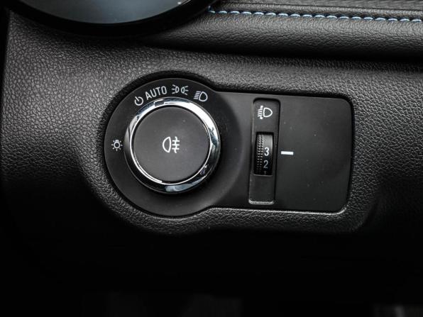 Chevrolet Monza II Рестайлинг с пробегом 2023 года, цена 1 690 500 рублей, 33066 км, седан, Автокод Объявления