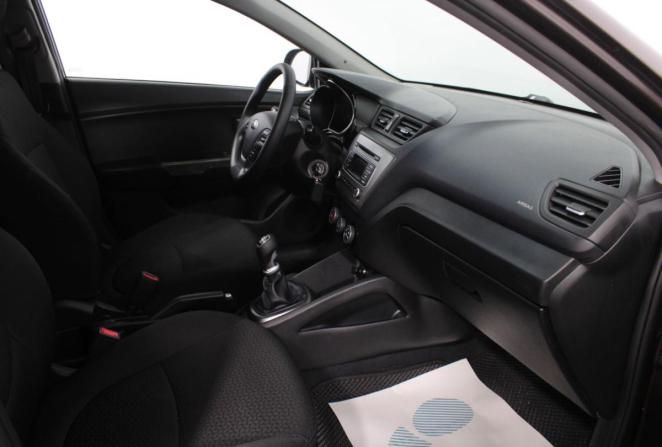 Kia Rio III Рестайлинг с пробегом 2016 года, цена 1 000 000 рублей, 160000 км, хэтчбек, Автокод Объявления