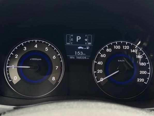 Hyundai Solaris I Рестайлинг с пробегом 2015 года, цена 989 000 рублей, 168324 км, седан, Автокод Объявления
