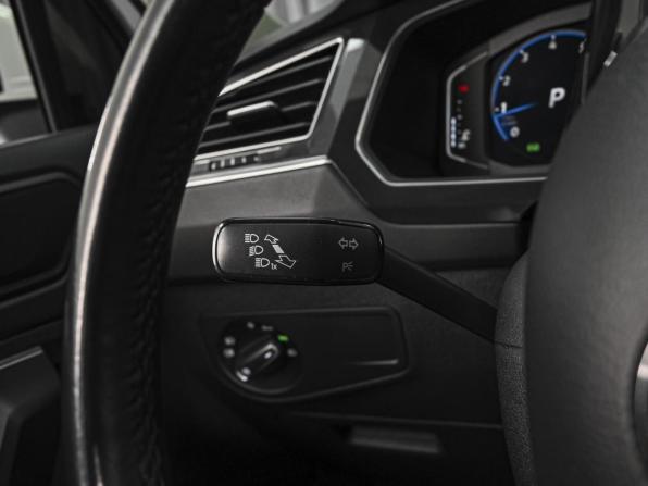 Volkswagen Tiguan II с пробегом 2019 года, цена 2 424 000 рублей, 146491 км, внедорожник, Автокод Объявления