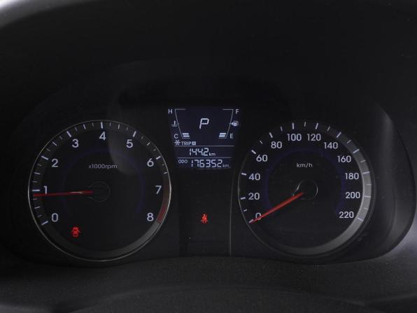Hyundai Solaris I с пробегом 2012 года, цена 759 000 рублей, 176352 км, хэтчбек, Автокод Объявления