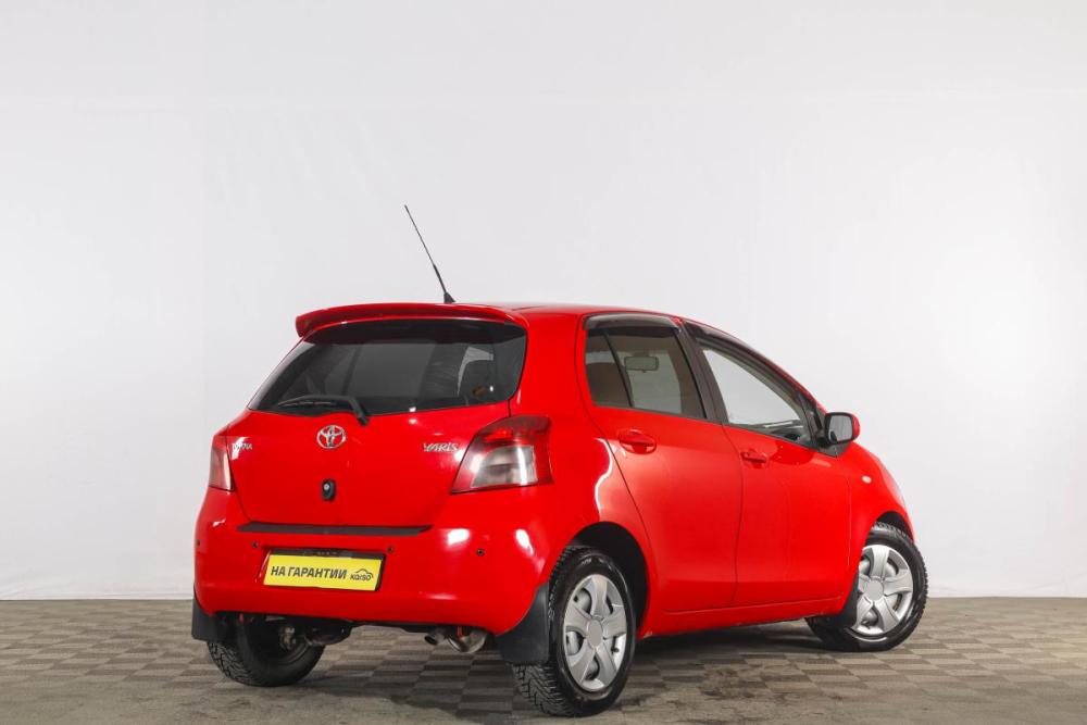 Toyota Yaris II Тюмень  - изображение 7