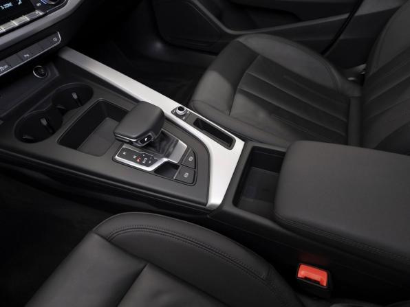 Audi A4 V (B9) Рестайлинг с пробегом 2020 года, цена 3 270 000 рублей, 54150 км, седан, Автокод Объявления