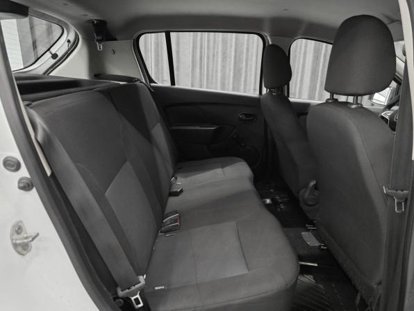 Renault Sandero II Рестайлинг с пробегом 2020 года, цена 579 000 рублей, 120000 км, хэтчбек, Автокод Объявления