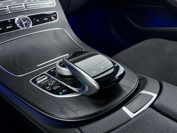 Mercedes-Benz E-Класс V (W213 S213 C238) с пробегом 2018 года, цена 3 230 000 рублей, 128641 км, седан, Автокод Объявления