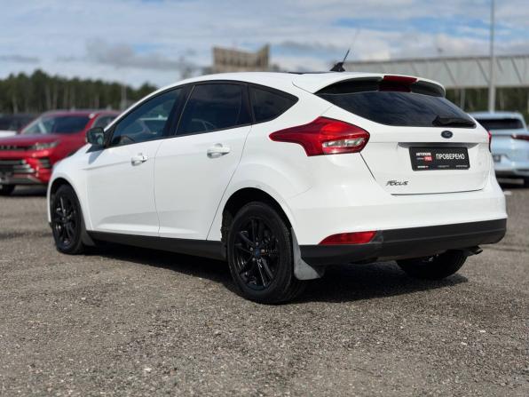 Ford Focus III Рестайлинг с пробегом 2017 года, цена 1 045 000 рублей, 138550 км, хэтчбек, Автокод Объявления