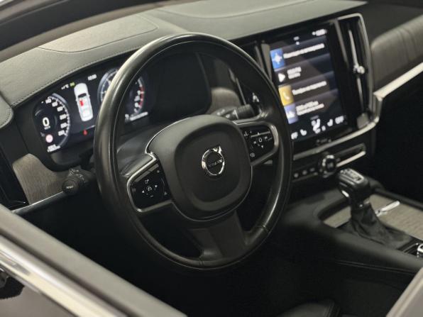 Volvo S90 II Рестайлинг с пробегом 2021 года, цена 3 990 000 рублей, 83814 км, седан, Автокод Объявления