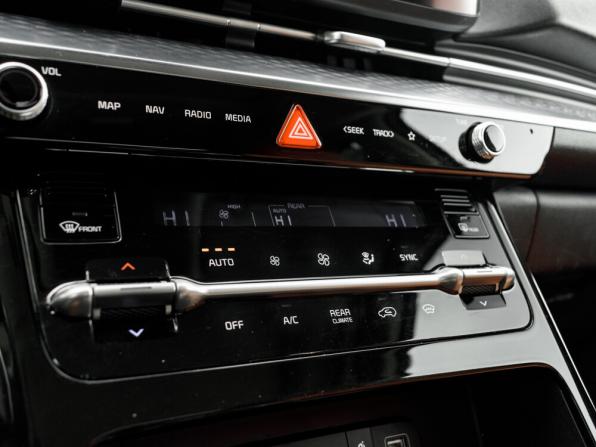 Kia Carnival IV с пробегом 2021 года, цена 3 665 000 рублей, 77572 км, минивэн, Автокод Объявления
