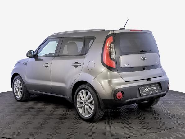 Kia Soul II Рестайлинг с пробегом 2017 года, цена 1 450 000 рублей, 95008 км, хэтчбек, Автокод Объявления