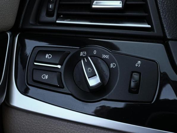 BMW 5 серии VI (F10/F11/F07) с пробегом 2010 года, цена 1 579 000 рублей, 242443 км, седан, Автокод Объявления