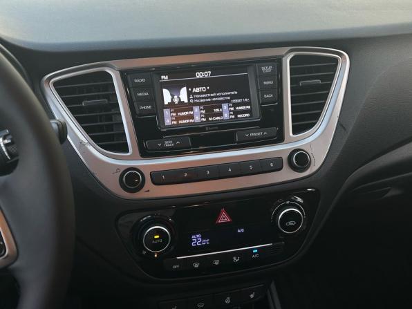 Hyundai Solaris II с пробегом 2019 года, цена 1 280 000 рублей, 137836 км, седан, Автокод Объявления
