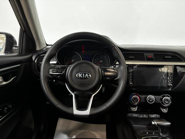 Kia Rio IV с пробегом 2018 года, цена 1 390 000 рублей, 113941 км, седан, Автокод Объявления
