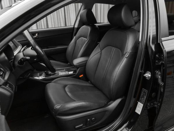 Kia K5 II с пробегом 2018 года, цена 1 820 000 рублей, 183271 км, седан, Автокод Объявления