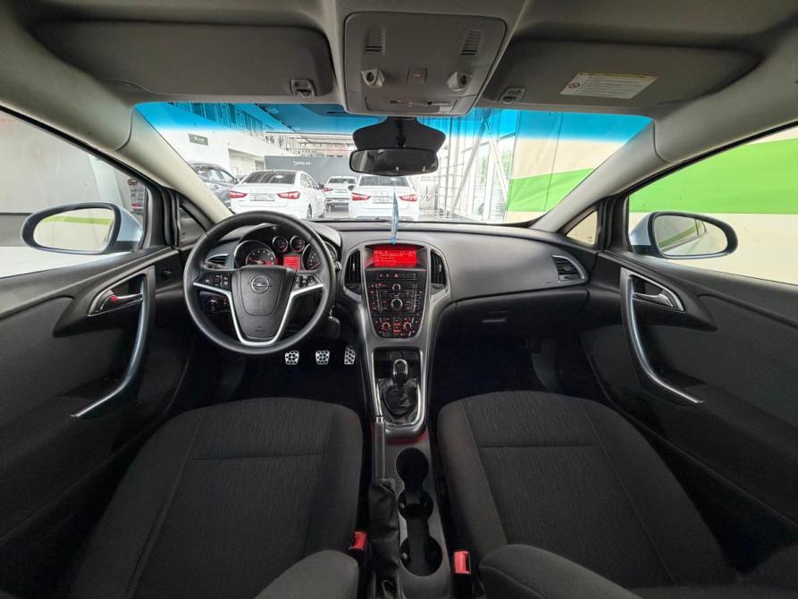 Opel Astra J Рестайлинг Нижний Тагил  - изображение 5