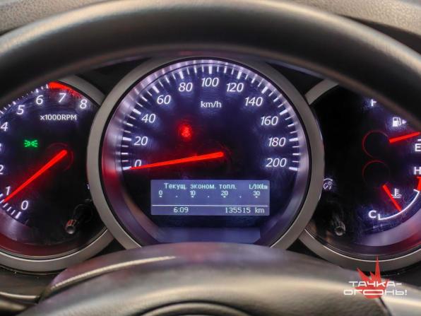 Suzuki Grand Vitara II Рестайлинг с пробегом 2010 года, цена 1 090 000 рублей, 135000 км, внедорожник, Автокод Объявления