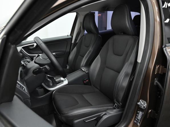 Volvo XC60 I Рестайлинг с пробегом 2016 года, цена 1 999 000 рублей, 215000 км, внедорожник, Автокод Объявления