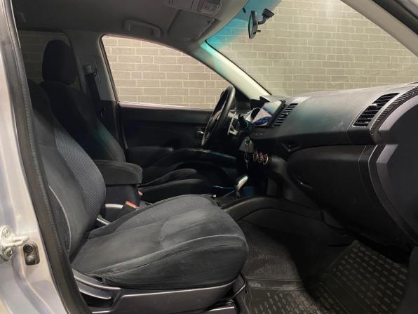 Mitsubishi Outlander II с пробегом 2007 года, цена 970 000 рублей, 283201 км, внедорожник, Автокод Объявления