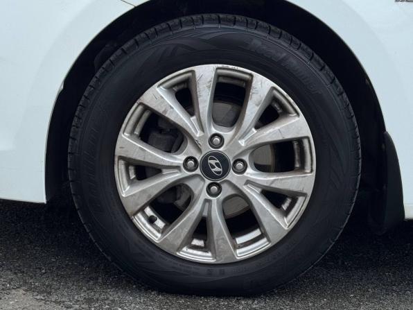 Hyundai Solaris I Рестайлинг с пробегом 2015 года, цена 989 000 рублей, 168324 км, седан, Автокод Объявления