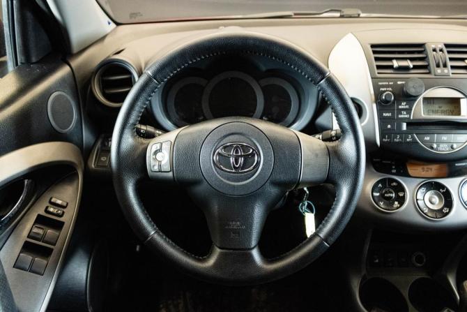 Toyota RAV4 III (XA30) с пробегом 2008 года, цена 1 279 000 рублей, 240217 км, внедорожник, Автокод Объявления