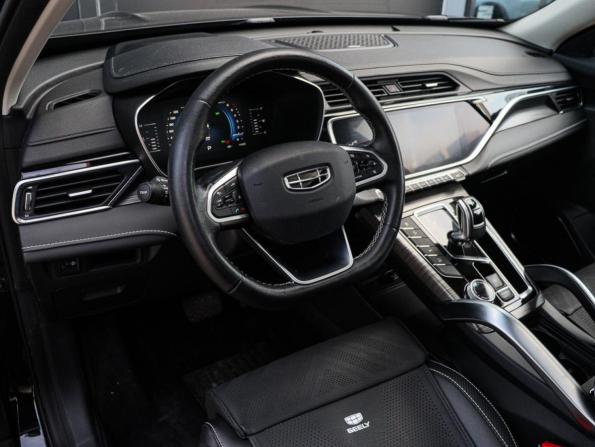 Geely Atlas Pro с пробегом 2021 года, цена 1 990 000 рублей, 49464 км, внедорожник, Автокод Объявления
