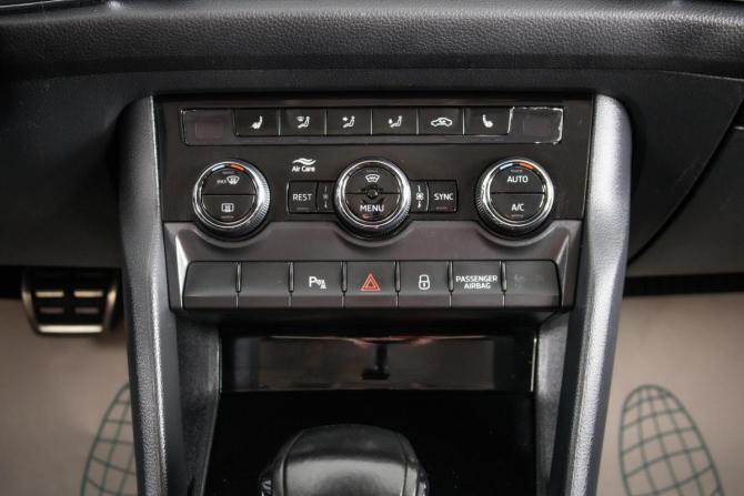 Skoda Kodiaq I с пробегом 2018 года, цена 2 559 000 рублей, 163692 км, внедорожник, Автокод Объявления