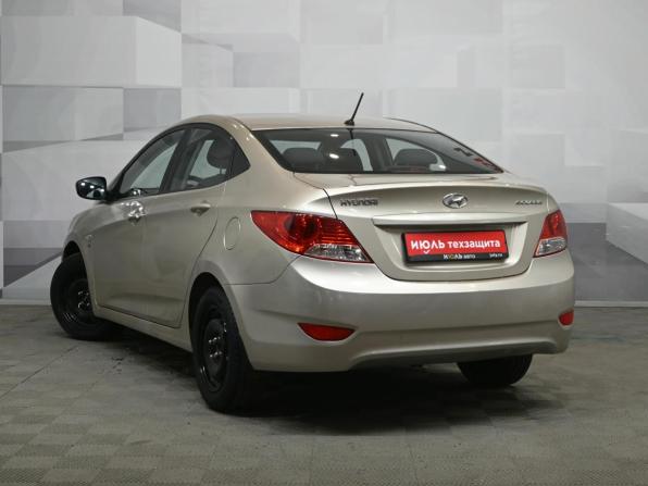 Hyundai Solaris I с пробегом 2013 года, цена 830 000 рублей, 198737 км, седан, Автокод Объявления