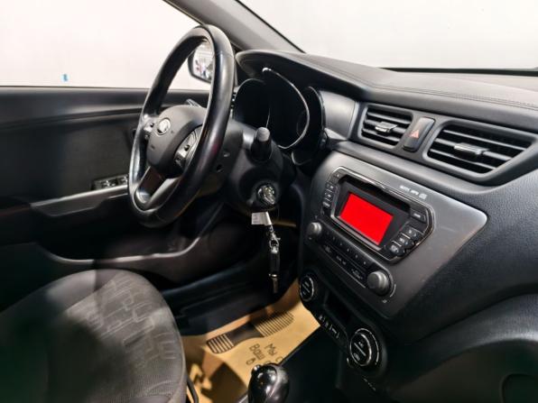 Kia Rio III с пробегом 2014 года, цена 985 000 рублей, 132372 км, седан, Автокод Объявления