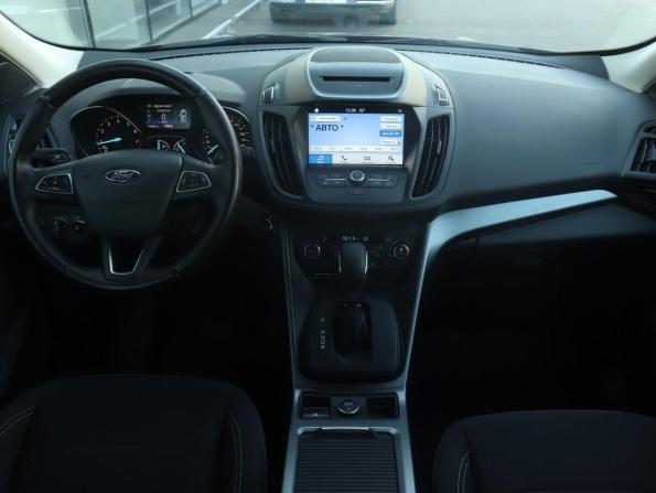 Ford Kuga II Рестайлинг с пробегом 2017 года, цена 1 707 000 рублей, 54939 км, внедорожник, Автокод Объявления