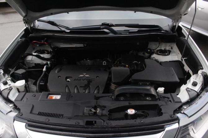 Mitsubishi Outlander III Рестайлинг 2 с пробегом 2018 года, цена 1 940 000 рублей, 154372 км, внедорожник, Автокод Объявления