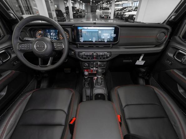 Jeep Wrangler IV (JL) Рестайлинг с пробегом 2025 года, цена 8 250 000 рублей, 32 км, внедорожник, Автокод Объявления