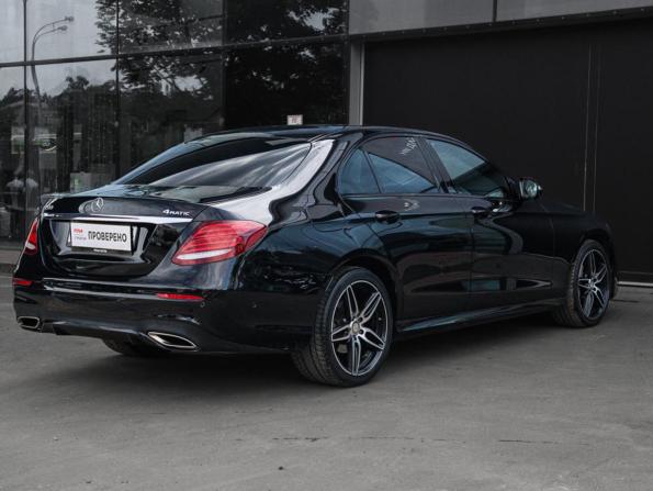 Mercedes-Benz E-Класс V (W213 S213 C238) с пробегом 2017 года, цена 3 570 000 рублей, 77294 км, седан, Автокод Объявления