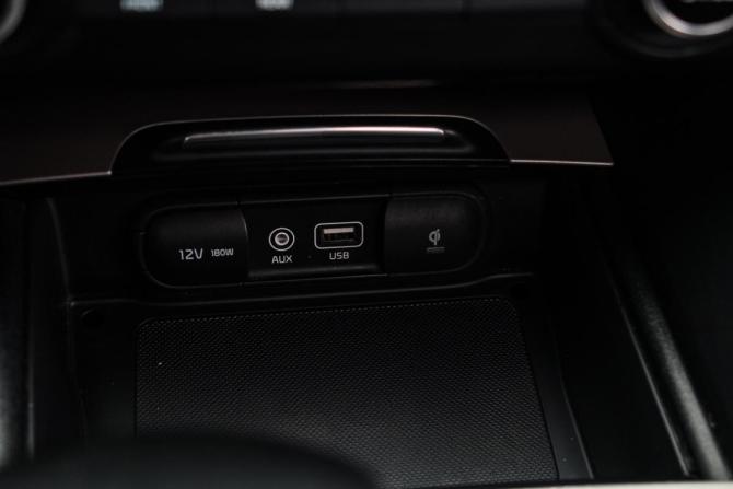 Kia Optima IV Рестайлинг с пробегом 2018 года, цена 2 350 000 рублей, 52080 км, седан, Автокод Объявления
