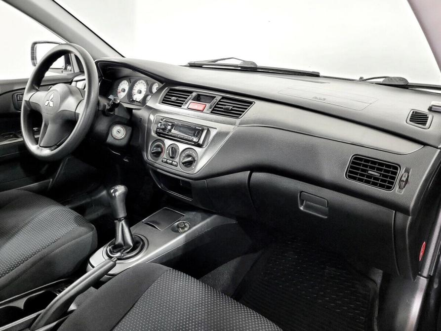 Mitsubishi Lancer IX Рестайлинг Москва  - изображение 11