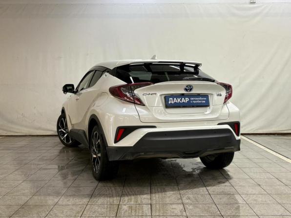 Toyota C-HR I с пробегом 2018 года, цена 1 950 000 рублей, 92750 км, внедорожник, Автокод Объявления